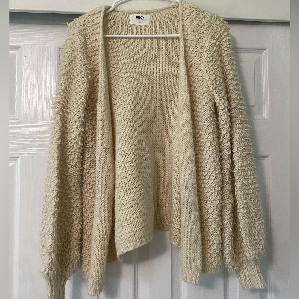 JUICY Bubble Sleeve Chunky Knit Cardigan